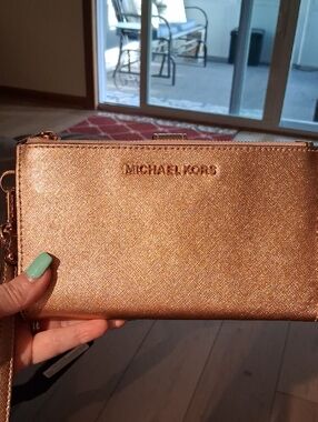 Michael Kors Metallic Rose Gold Saffiano Wristlet Clutch